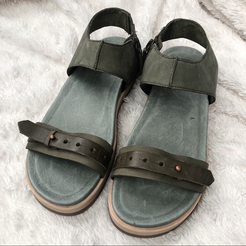 Merrell - Stone Green Suede Juno Mid Zip Open Toe Sandal